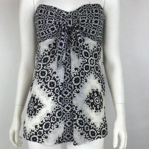 White House Black Market Strapless Lined Blouse